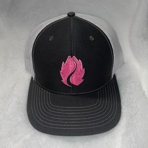 Snap back hat (hop valey)